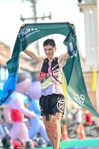 BIB: 2001, 121
                            <button type="button" onclick="openModal(24886251)" class="btn btn-primary btn-sm float-right btn-popup" data-toggle="modal" data-target=".modal-high-quality">
                        <i class="fas fa-shopping-cart"></i> Add to Cart
                    </button>
                                            <button type="button" onclick="isThisMe(24886251, true)" class="btn btn-success btn-sm float-right btn-popup btn-isme hidden" data-toggle="tooltip" data-placement="bottom" title="นี่คือรูปของคุณใช่ไหม คลิกที่นี่เพื่อเอาเข้าอัลบั้ม">
                        <i class="fas fa-plus"></i> Add to album
                    </button>
                    <button type="button" onclick="isThisMe(24886251, false)" class="btn btn-warning btn-sm float-right btn-popup btn-isnotme hidden">
                        <i class="fas fa-ban"></i> Remove from album
                    </button>